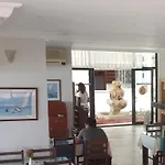 Hotel Alta 2*