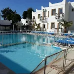 Alta Hotel 2*
