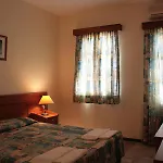 Hotel Alta 2*