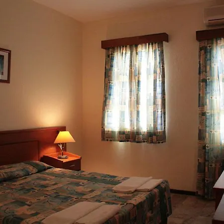 Hotel Alta 2*