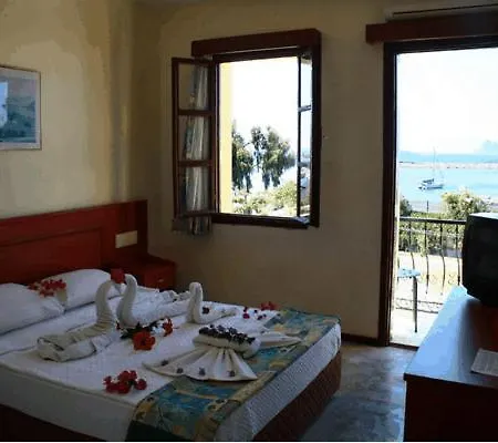 Alta Hotel 2*